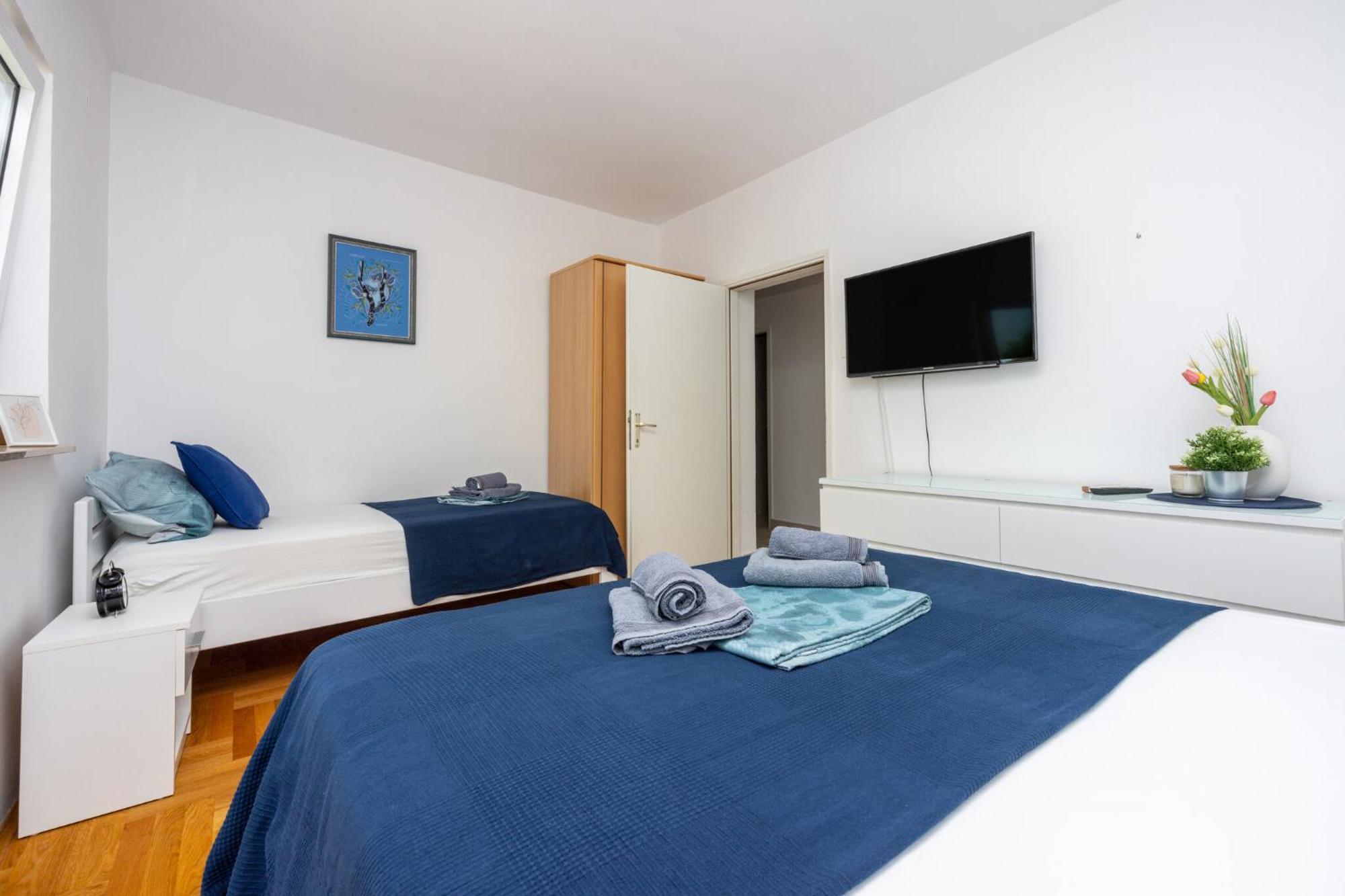 Podvezanec Apartamento Dramalj Exterior foto