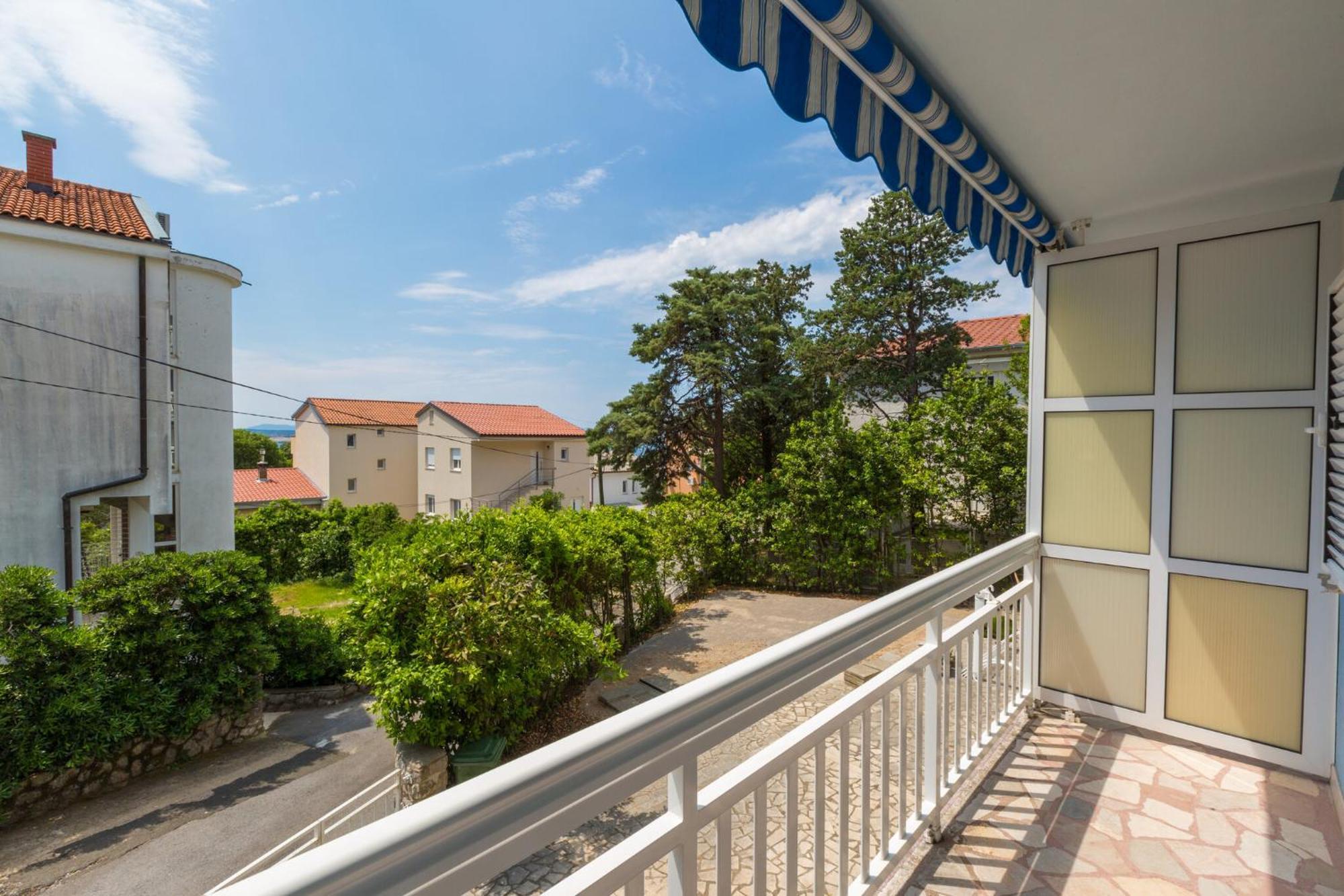 Podvezanec Apartamento Dramalj Exterior foto