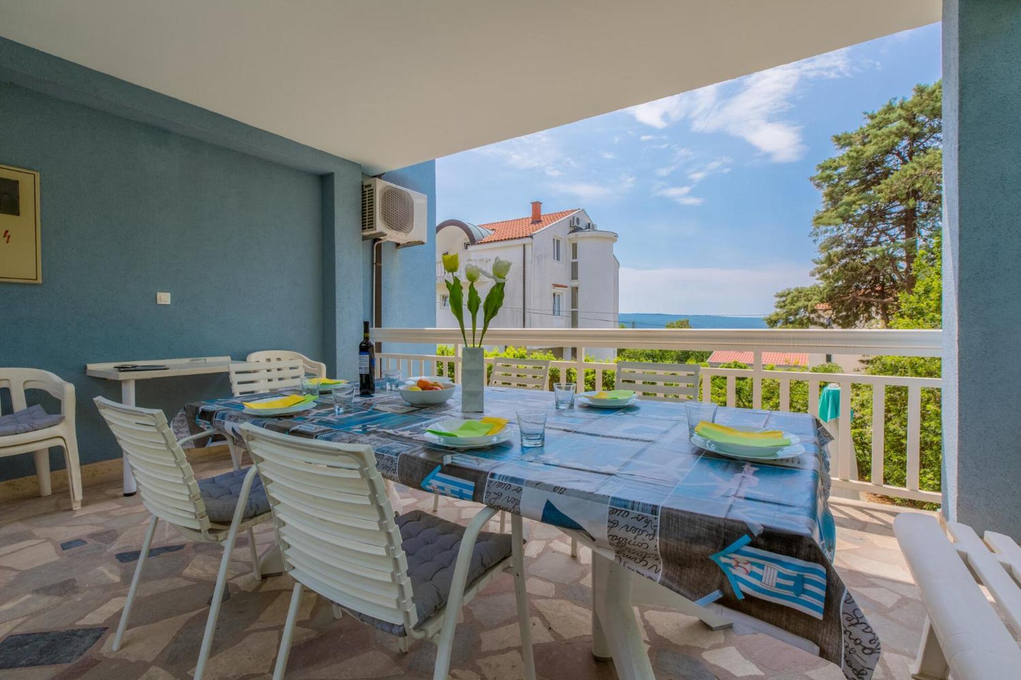 Podvezanec Apartamento Dramalj Exterior foto