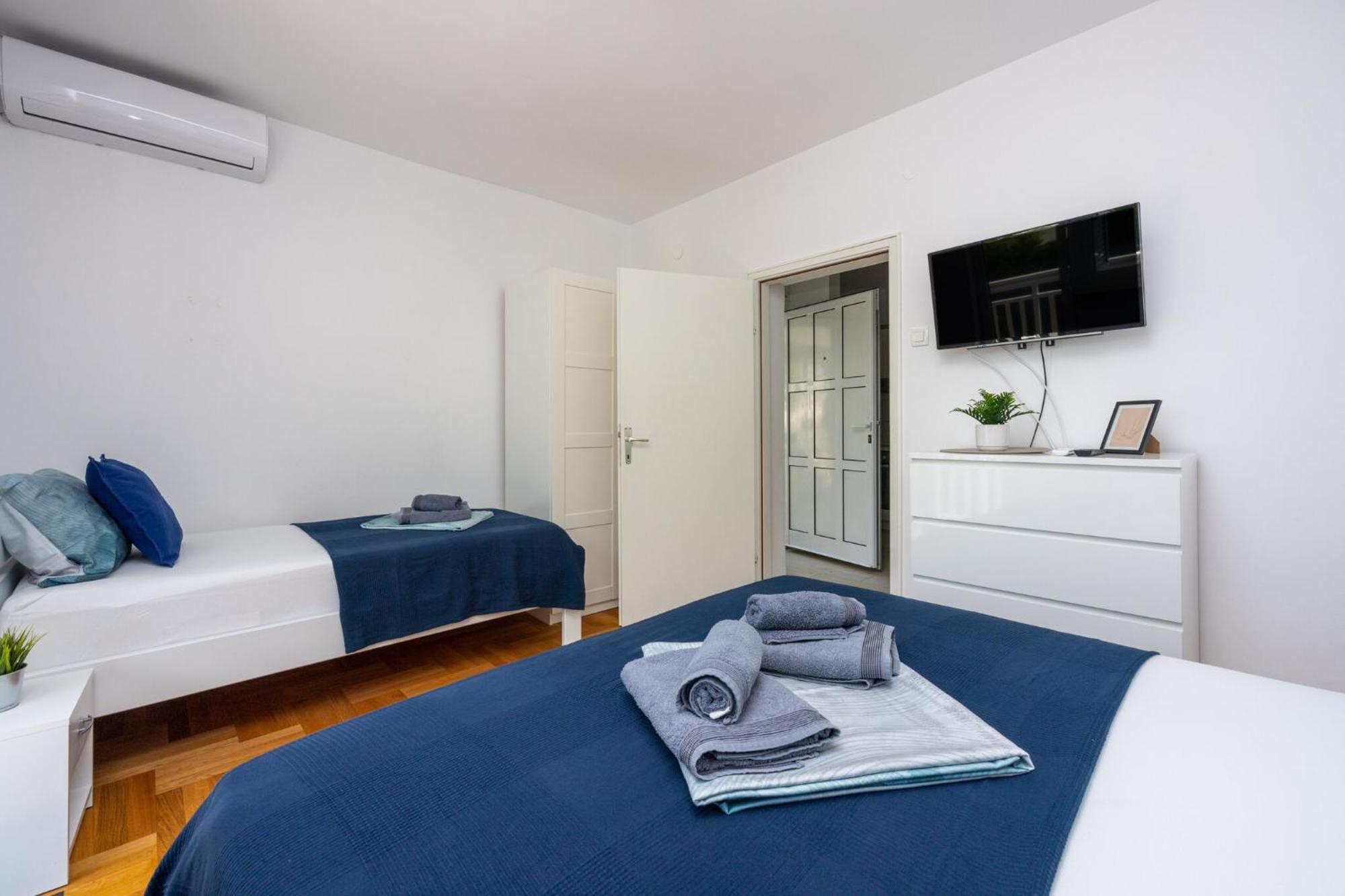 Podvezanec Apartamento Dramalj Exterior foto