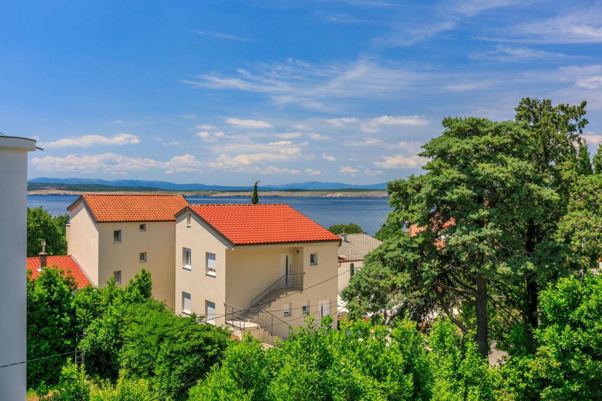 Podvezanec Apartamento Dramalj Exterior foto